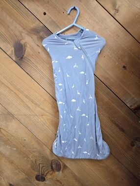 Gunamuna long sleeve sleep sack.  0-3Mo.